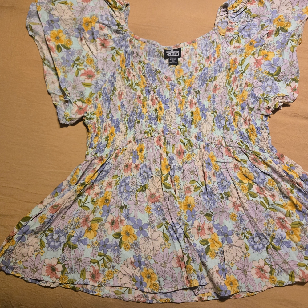 Forever 21 Multicolor Floral Smocked Blouse